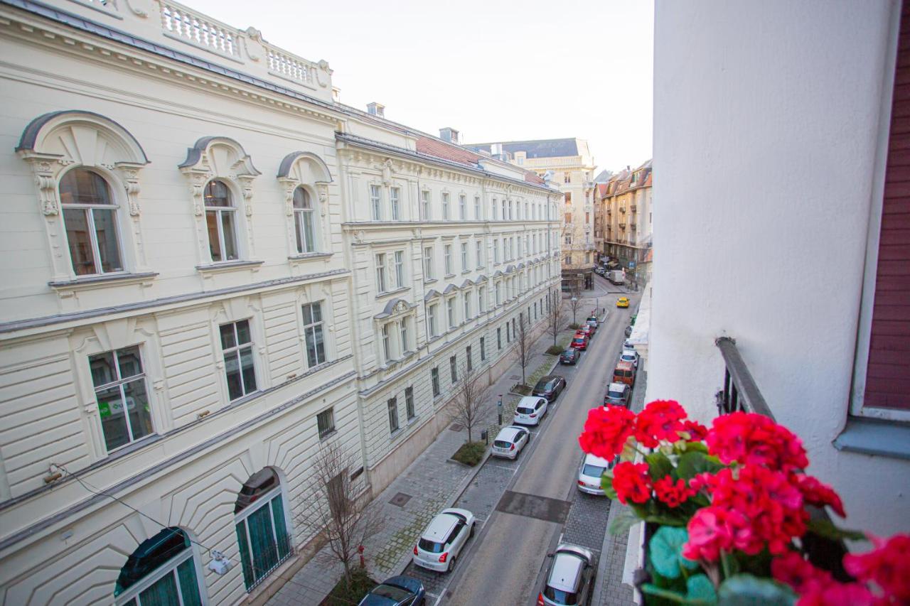 Vaci Street Studio, Budapest